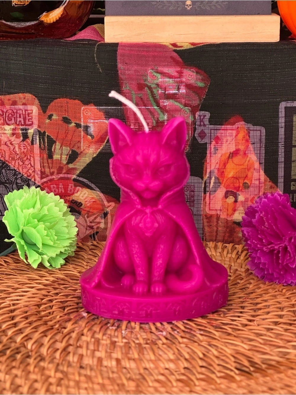 Magenta Vampire Cat Candle – Gothic Familiar